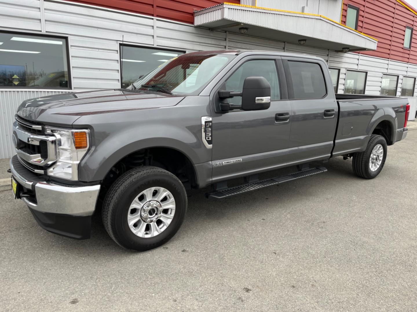 2022 GRAY /Black FORD F-250 SUPER DUT XL (1FT7W2BT2NE) with an 6.7L engine, Automatic transmission, located at 1960 Industrial Drive, Wasilla, 99654, (907) 274-2277, 61.573475, -149.400146 - Photo#1